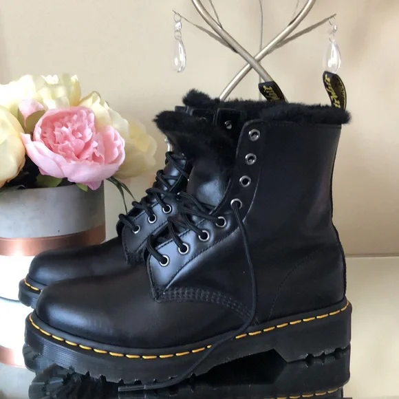 Dr. Marten 1460 WOMEN'S Black EYE FAUX FUR LINED BOOTS - Picture 1 of 10